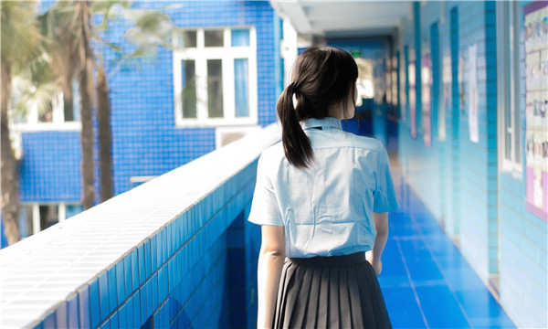 南区街道如何找到一个可以帮助我生孩子的女人？